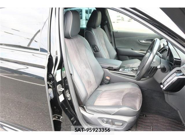 Toyota CROWN SEDAN 2019-08 8073395-29