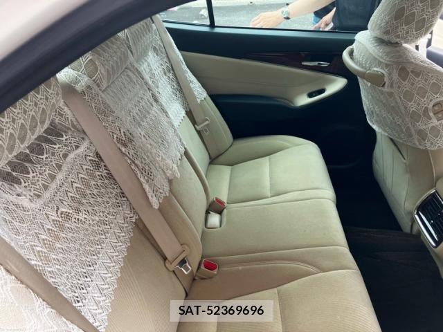Toyota CROWN SEDAN 2014-07 8073403-13