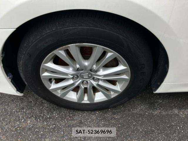Toyota CROWN SEDAN 2014-07 8073403-5