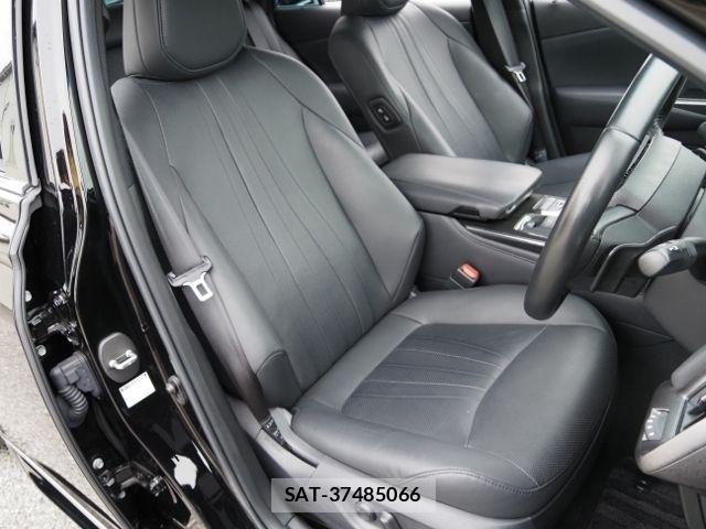 Toyota CROWN SEDAN 2021-06 8073386-11