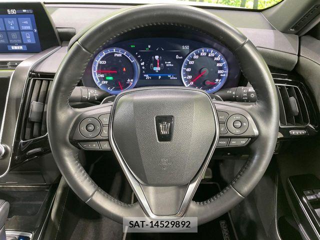 Toyota CROWN SEDAN 2019-10 8073390-10