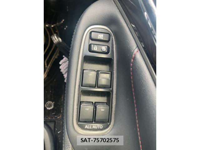 Toyota CROWN SEDAN 2016-03 8073400-13