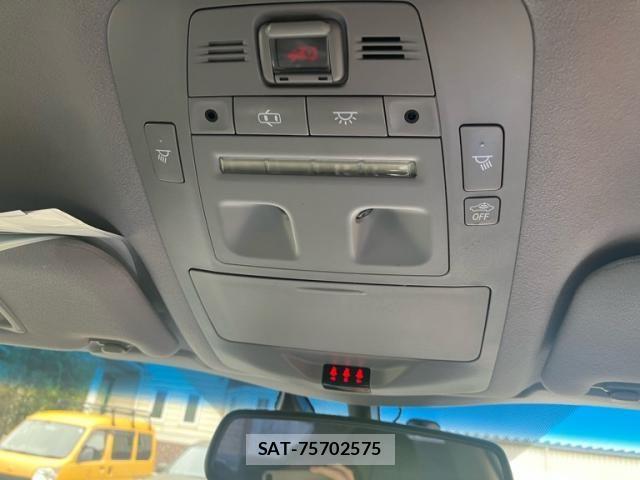 Toyota CROWN SEDAN 2016-03 8073400-22