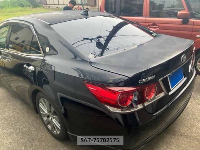 Toyota CROWN SEDAN 2016-03 8073400-4