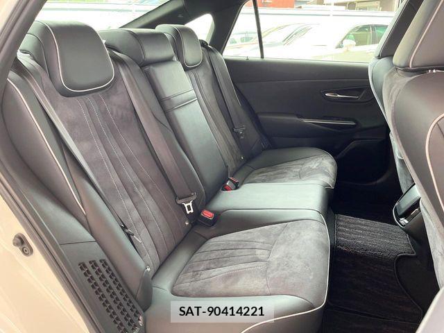 Toyota CROWN SEDAN 2018-11 8073393-9