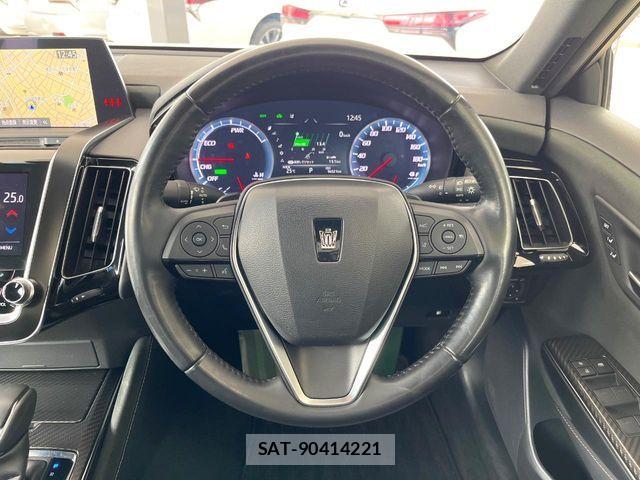 Toyota CROWN SEDAN 2018-11 8073393-13