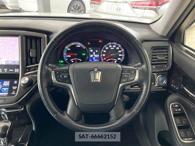 Toyota CROWN SEDAN 2014-06 8073397-10