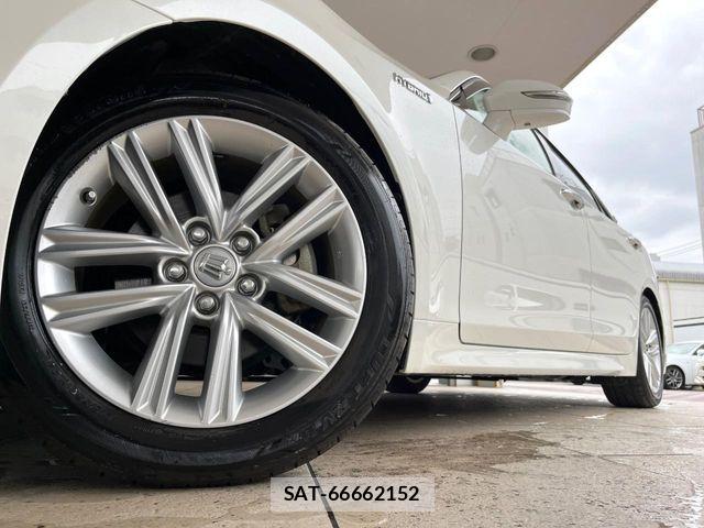 Toyota CROWN SEDAN 2014-06 8073397-12