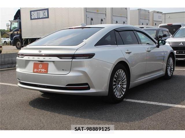 Toyota CROWN SEDAN 2025-02 8073383-13