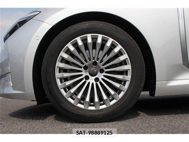 Toyota CROWN SEDAN 2025-02 8073383-16