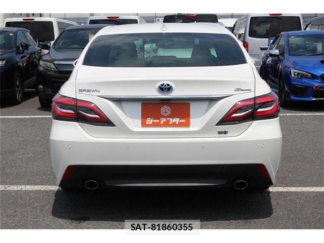 Toyota CROWN SEDAN 2018-06 8073387-9