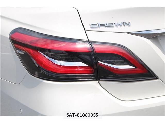 Toyota CROWN SEDAN 2018-06 8073387-15