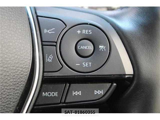 Toyota CROWN SEDAN 2018-06 8073387-3