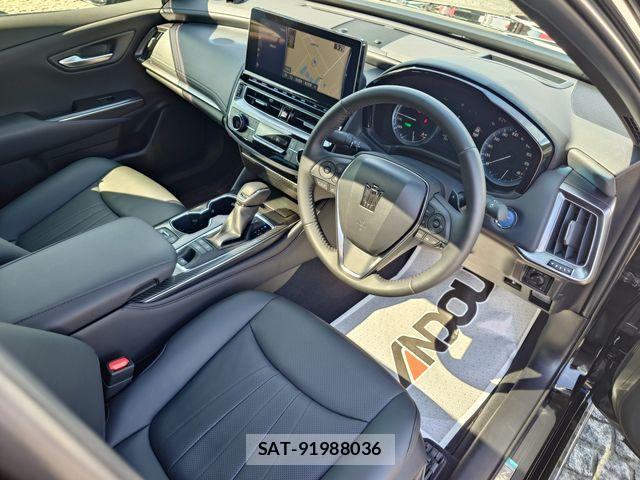 Toyota CROWN SEDAN 2022-03 8073375-10