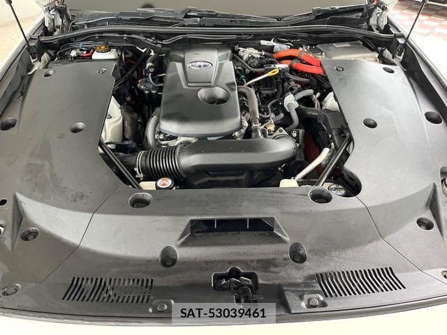 Toyota CROWN SEDAN 2018-11 8073385-18