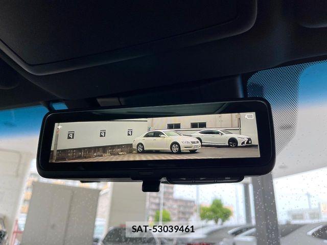 Toyota CROWN SEDAN 2018-11 8073385-4