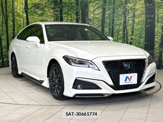 Toyota CROWN SEDAN 2020-04 8073384-15