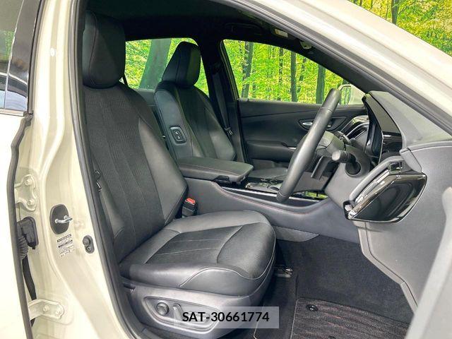 Toyota CROWN SEDAN 2020-04 8073384-7