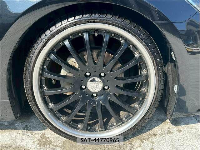 Toyota CROWN SEDAN 2016-04 8073398-19