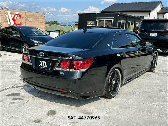 Toyota CROWN SEDAN 2016-04 8073398-6