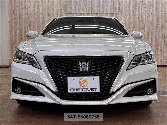 Toyota CROWN SEDAN 2018-09 8073392-14
