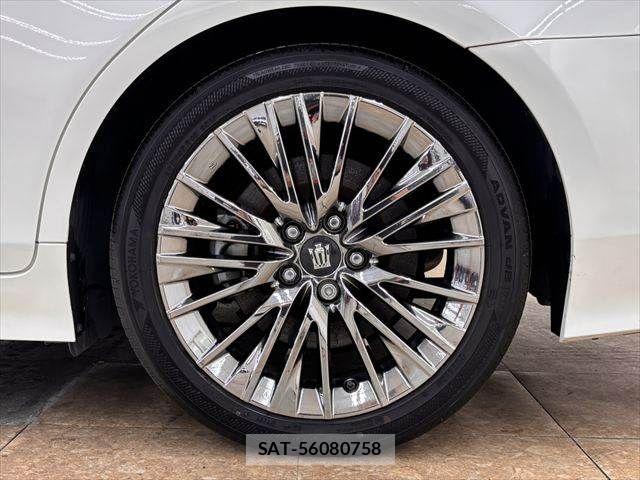 Toyota CROWN SEDAN 2018-09 8073392-28