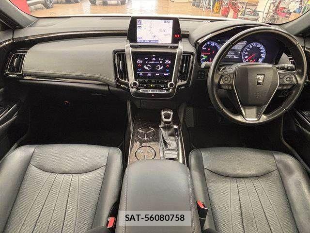 Toyota CROWN SEDAN 2018-09 8073392-2