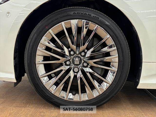 Toyota CROWN SEDAN 2018-09 8073392-29