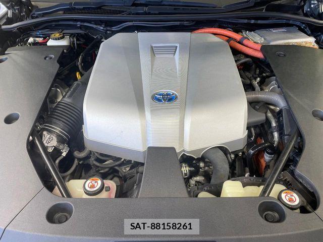 Toyota CROWN SEDAN 2018-08 8073391-17