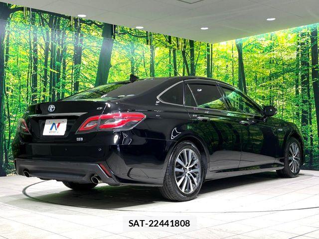 Toyota CROWN SEDAN 2018-12 8073389-17