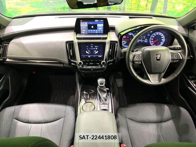 Toyota CROWN SEDAN 2018-12 8073389-2