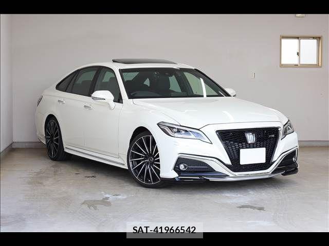 Toyota CROWN SEDAN 2018-12 8098659-1