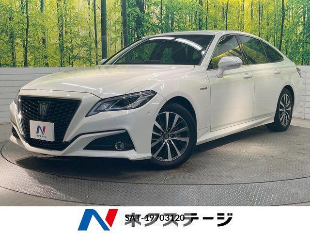 Toyota CROWN SEDAN 2019-03 8098670-0
