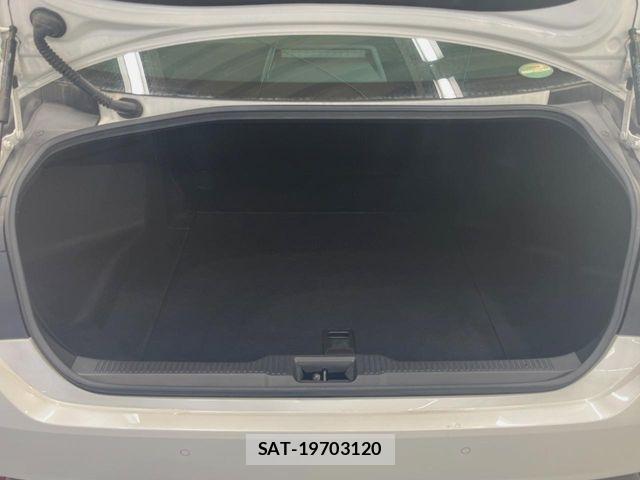 Toyota CROWN SEDAN 2019-03 8098670-10