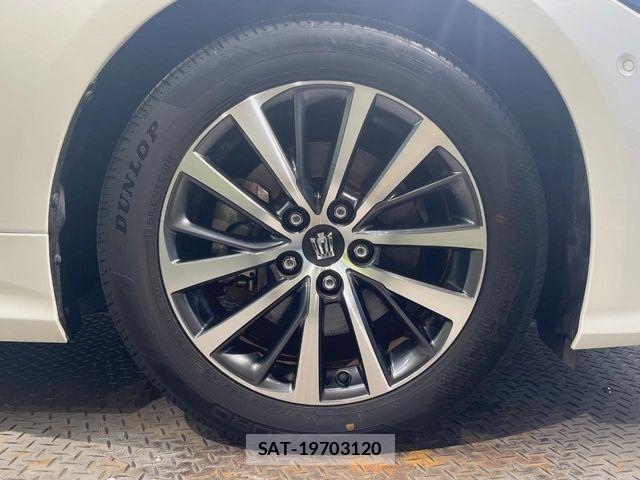 Toyota CROWN SEDAN 2019-03 8098670-11