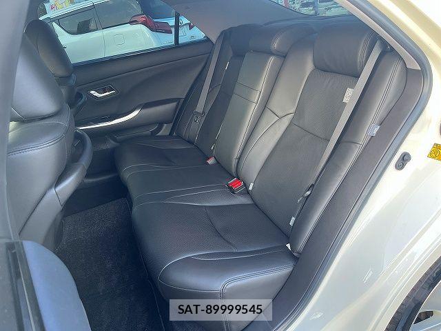 Toyota CROWN SEDAN 2012-09 8098678-12
