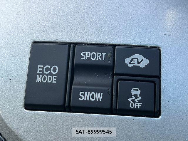 Toyota CROWN SEDAN 2012-09 8098678-17