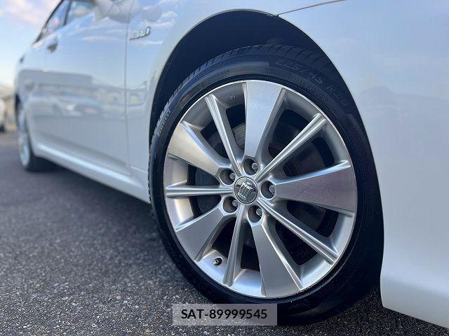 Toyota CROWN SEDAN 2012-09 8098678-26