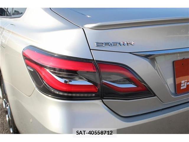Toyota CROWN SEDAN 2018-10 8098669-14
