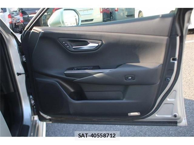 Toyota CROWN SEDAN 2018-10 8098669-18