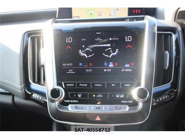 Toyota CROWN SEDAN 2018-10 8098669-24