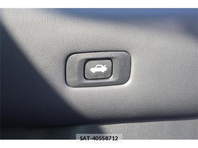 Toyota CROWN SEDAN 2018-10 8098669-27