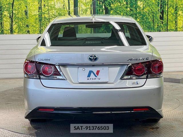 Toyota CROWN SEDAN 2016-03 8098672-14