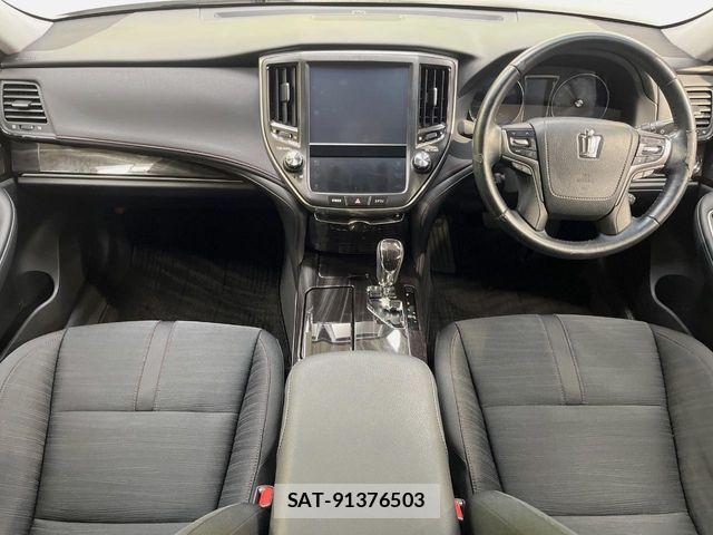 Toyota CROWN SEDAN 2016-03 8098672-1