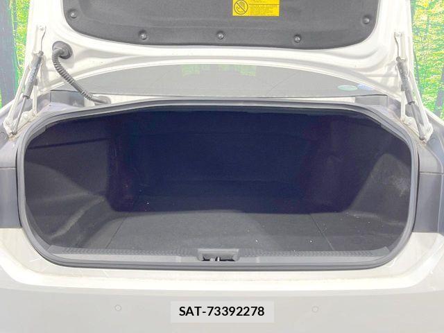 Toyota CROWN SEDAN 2018-08 8098661-9