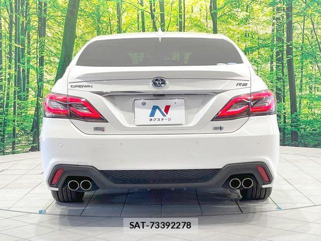 Toyota CROWN SEDAN 2018-08 8098661-14