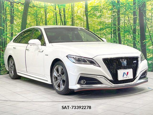 Toyota CROWN SEDAN 2018-08 8098661-15