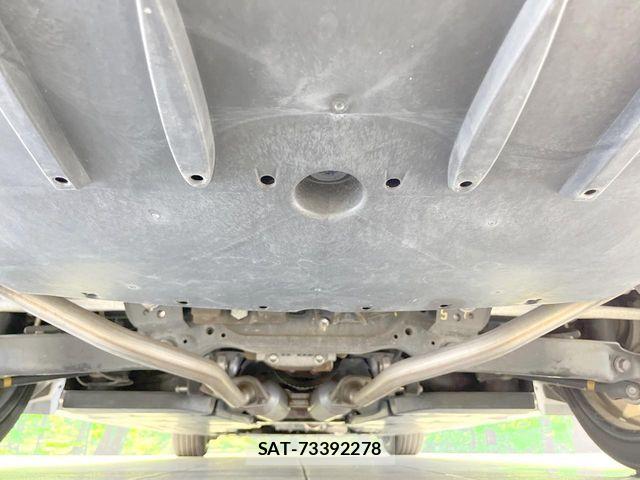 Toyota CROWN SEDAN 2018-08 8098661-18