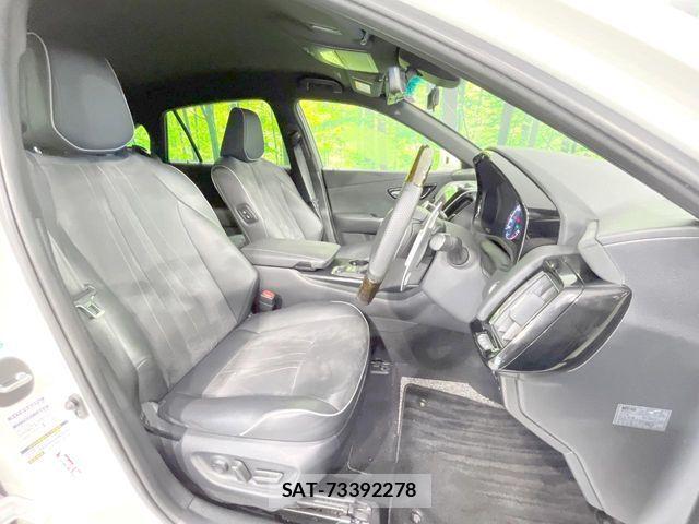 Toyota CROWN SEDAN 2018-08 8098661-7