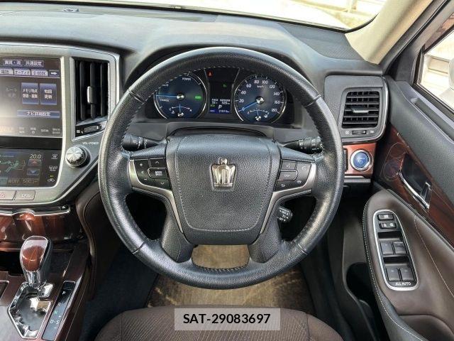 Toyota CROWN SEDAN 2014-06 8098673-12